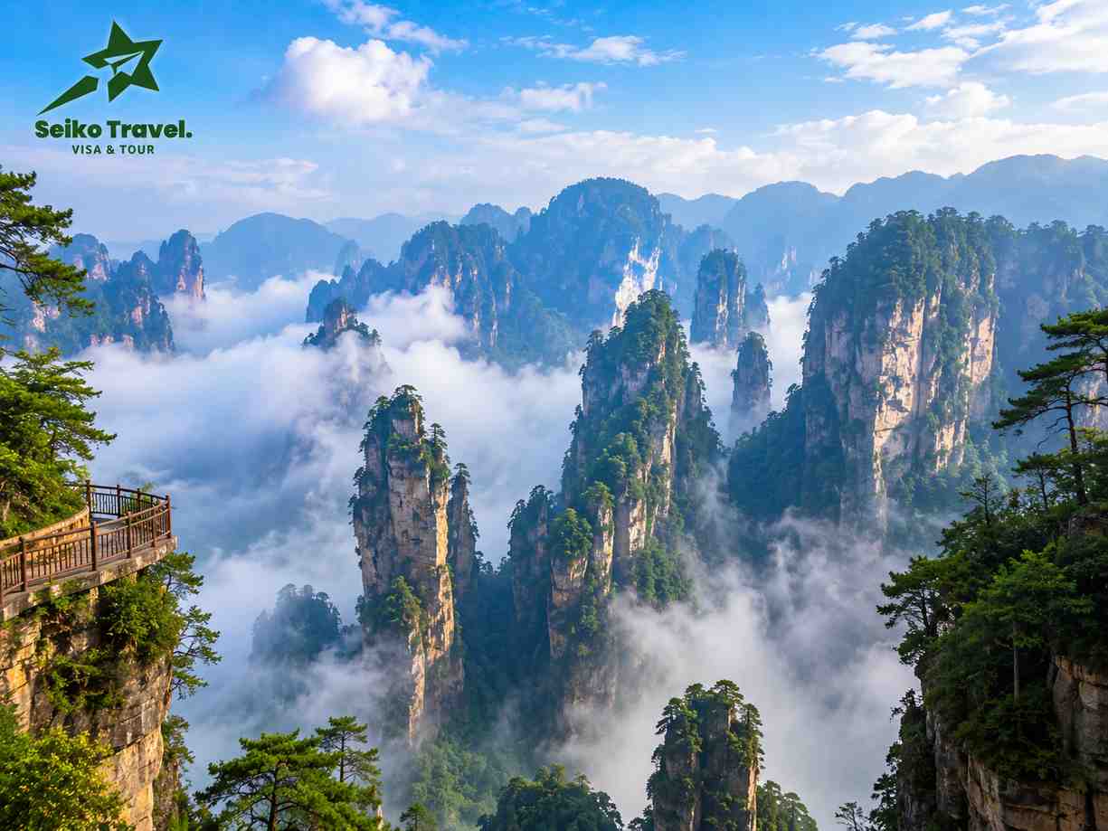 Núi đá Trương Gia Giới – điểm đến nổi bật trong cẩm nang du lịch Trung Quốc