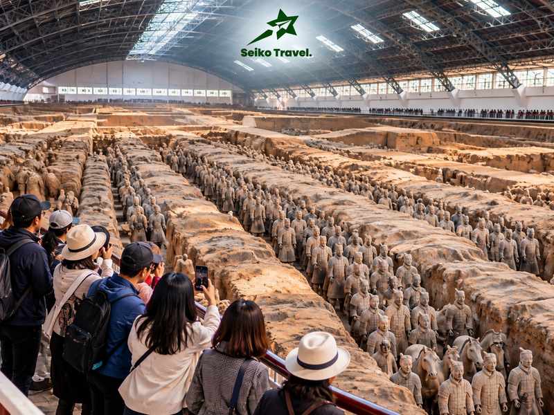10 Điểm Đến Du Lịch Trung Quốc Không Thể Bỏ Lỡ 2026 10 Đội quân đất nung Tần Thủy Hoàng xếp hàng ngay ngắn